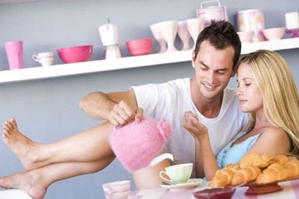 homem e mulher feliz